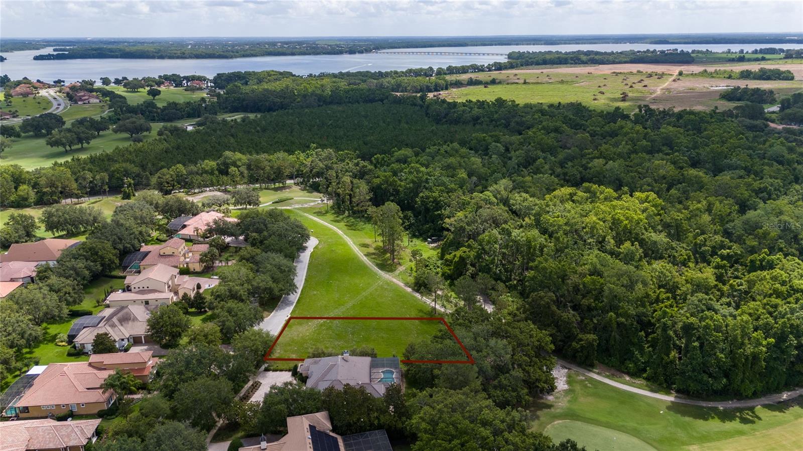 Image 13 of 36 For 9517 San Fernando Court