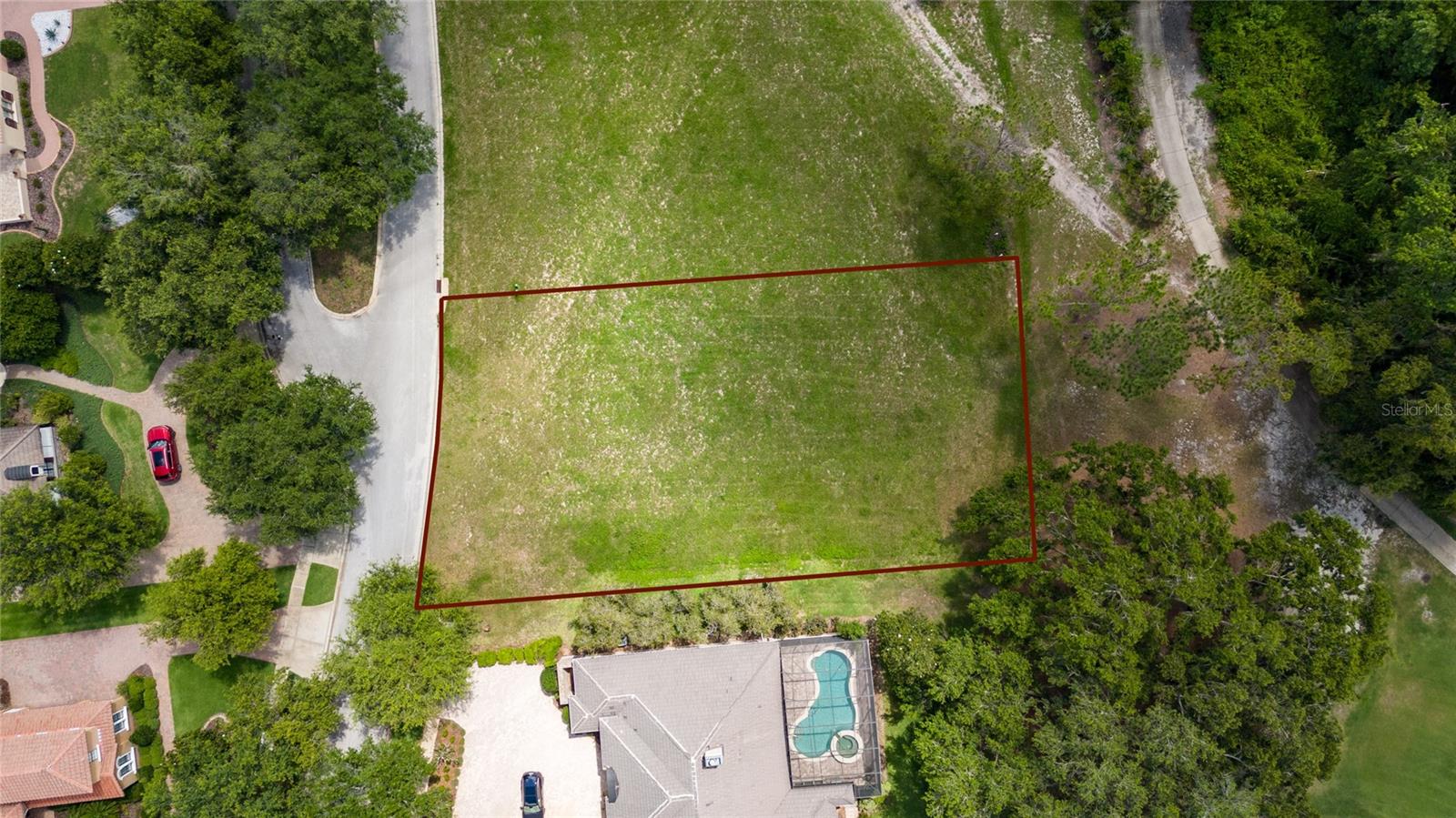 Image 18 of 36 For 9517 San Fernando Court