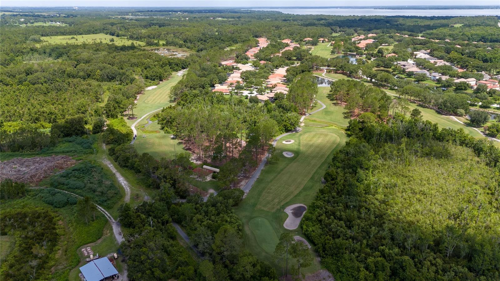 Image 25 of 36 For 9517 San Fernando Court