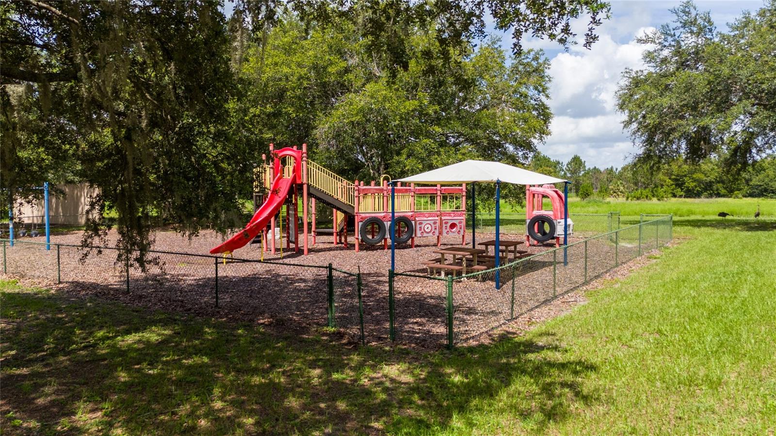 Image 31 of 36 For 9517 San Fernando Court