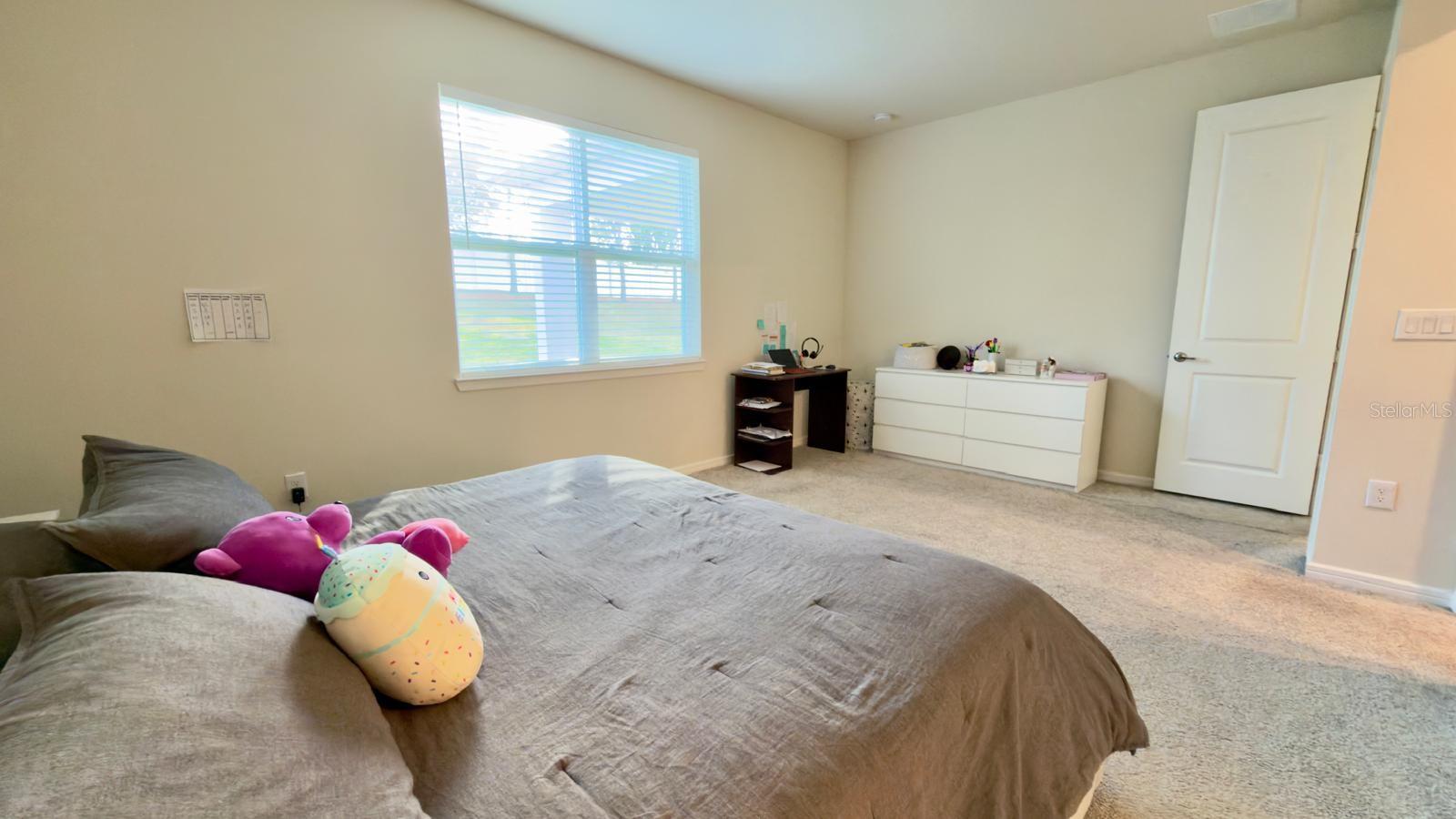 Image 33 of 86 For 4620 Gliding Wave St