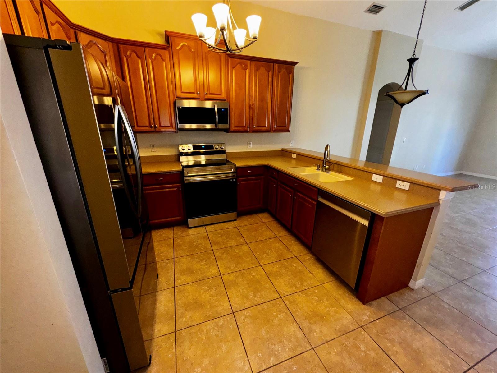 Image 4 of 33 For 16567 Cedar Run Drive