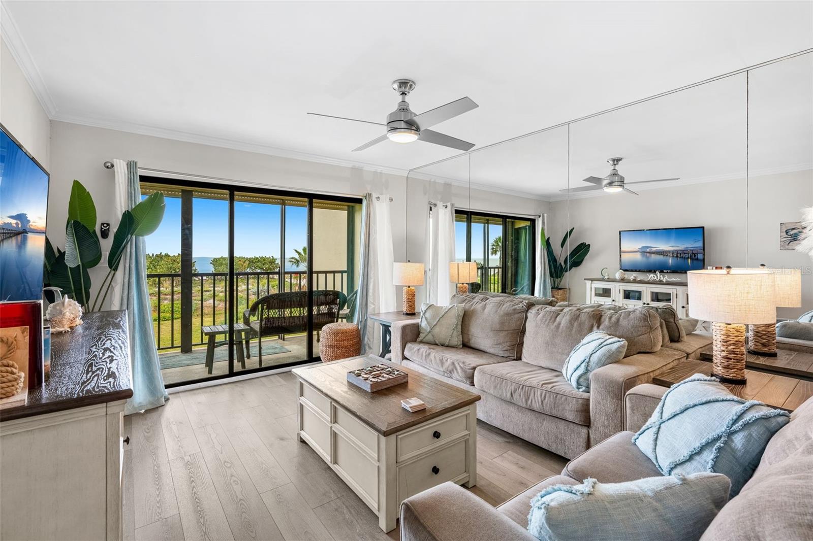 Image 16 of 66 For 7532 Bayshore Drive 203