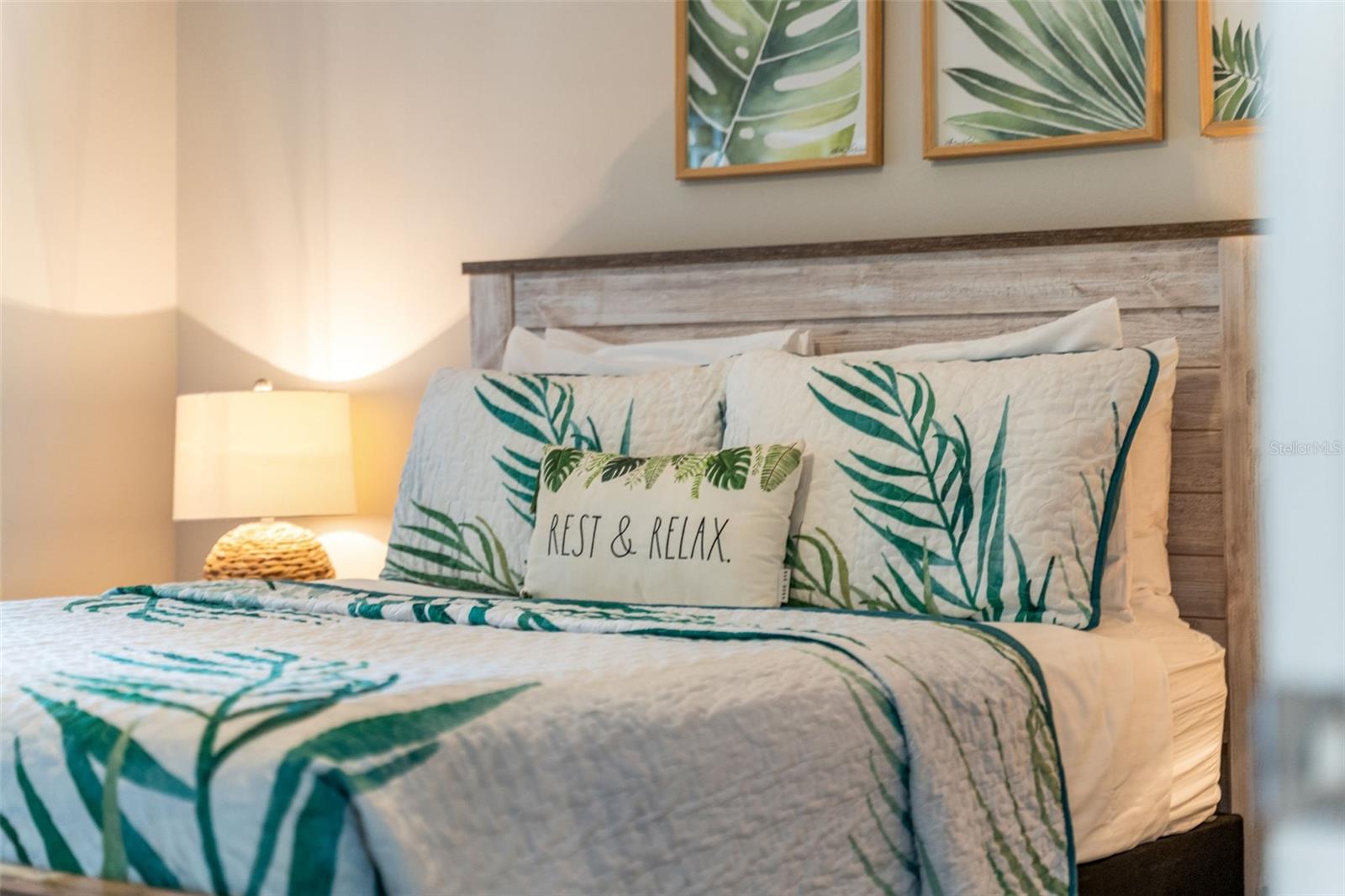 Image 35 of 66 For 7532 Bayshore Drive 203