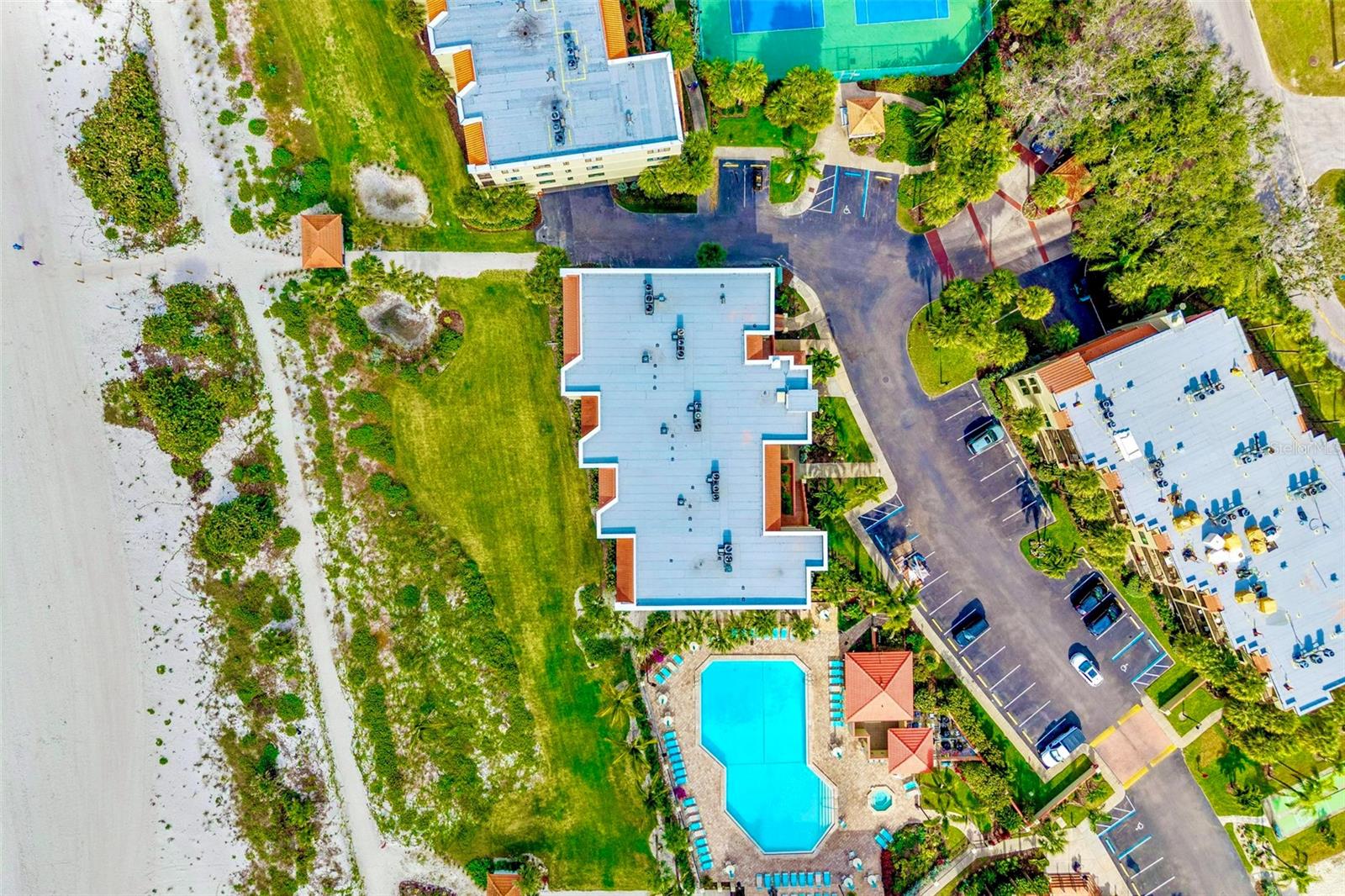 Image 62 of 66 For 7532 Bayshore Drive 203