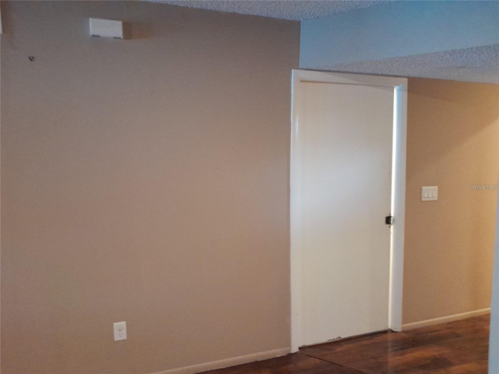 Image 18 of 22 For 25210 Northlake Drive 210