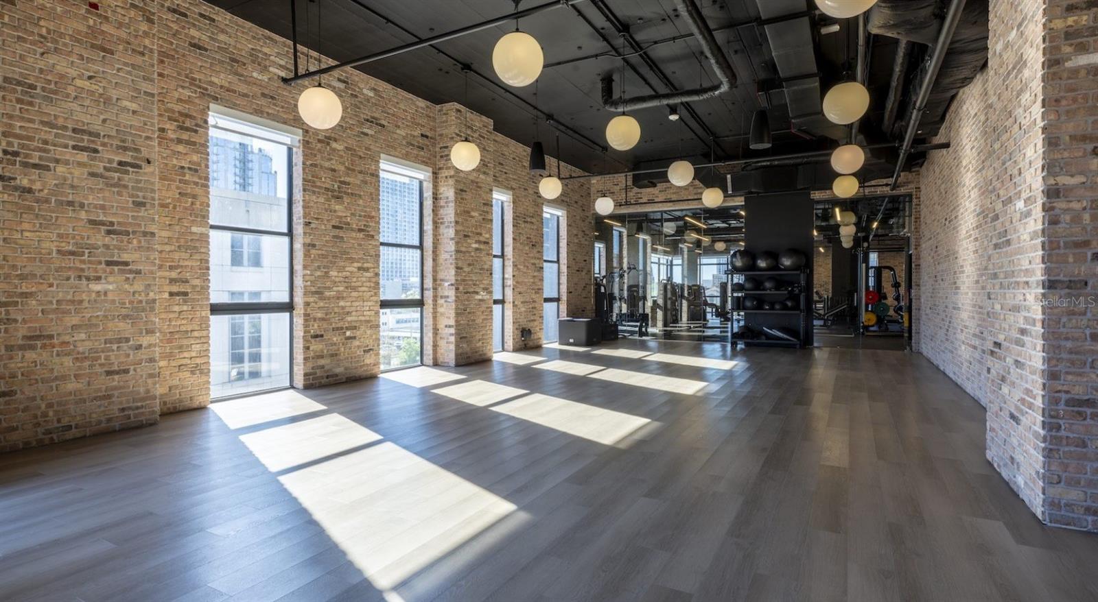 Image 34 of 66 For 434 Orange Avenue