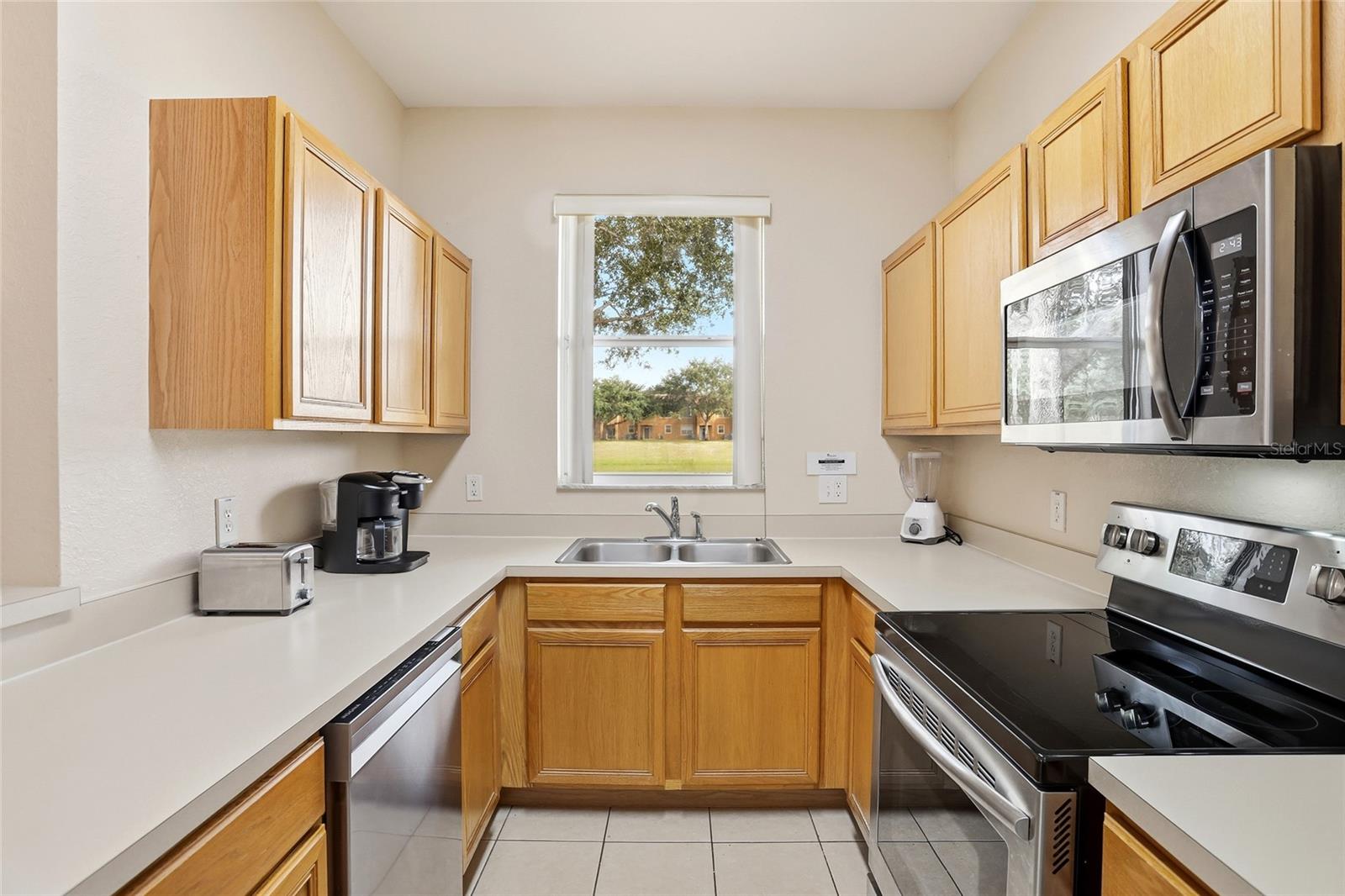 Image 16 of 47 For 234 Capri Drive