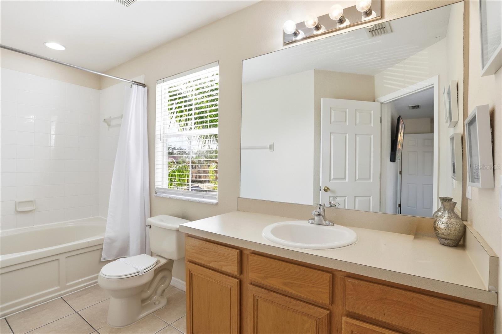 Image 26 of 47 For 234 Capri Drive