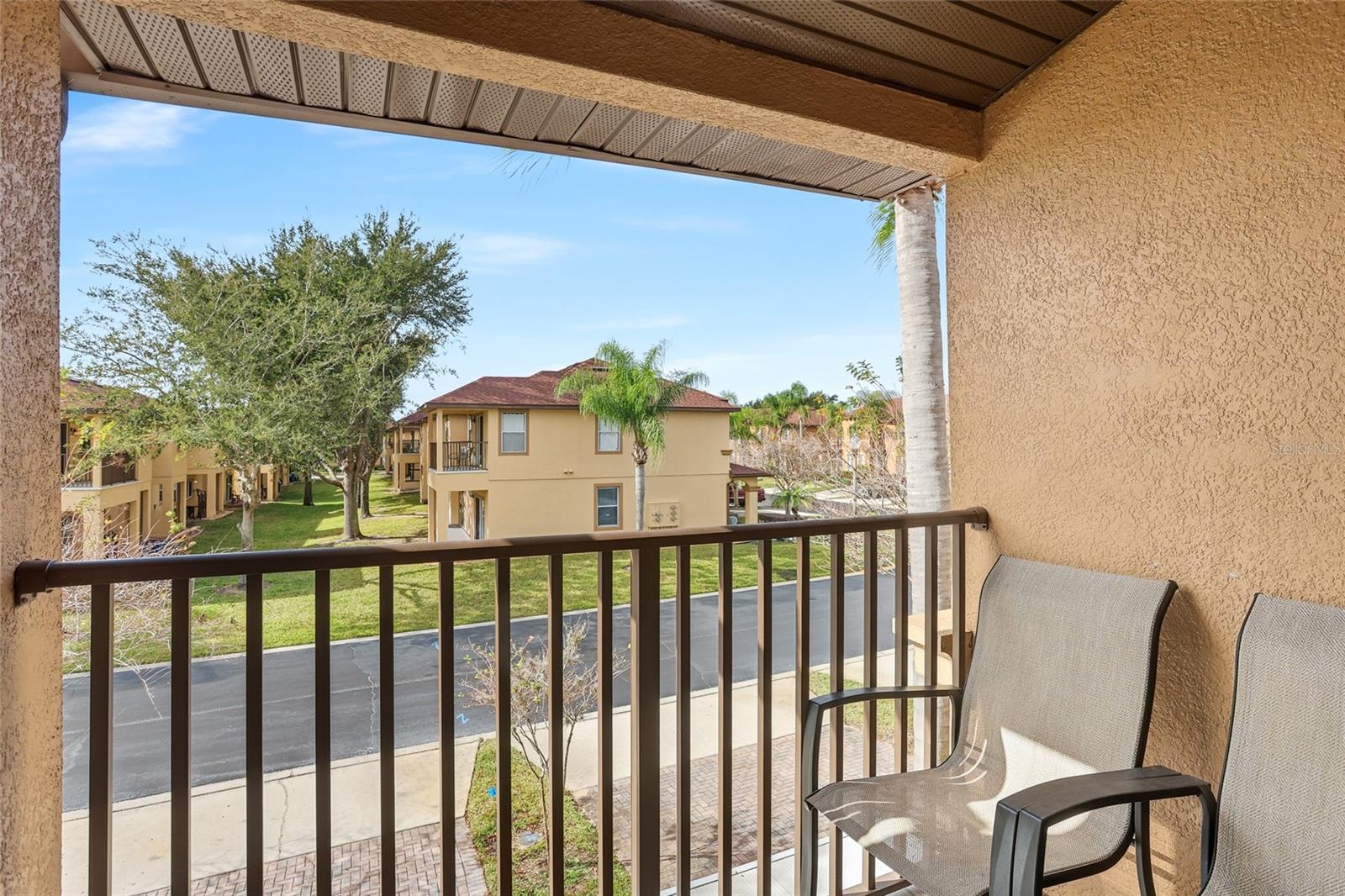 Image 28 of 47 For 234 Capri Drive