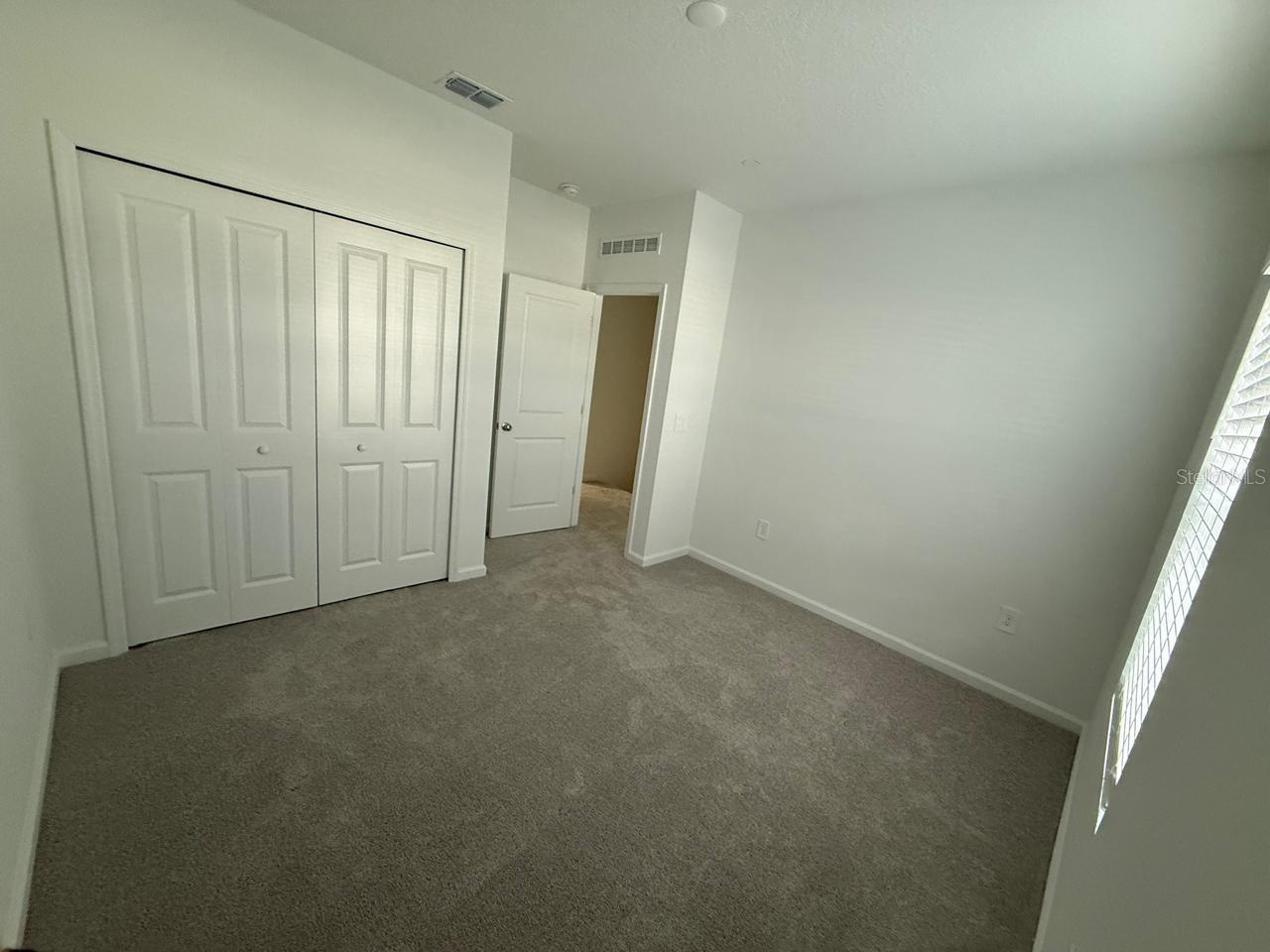 Image 20 of 36 For 2340 Rider Rain Lane