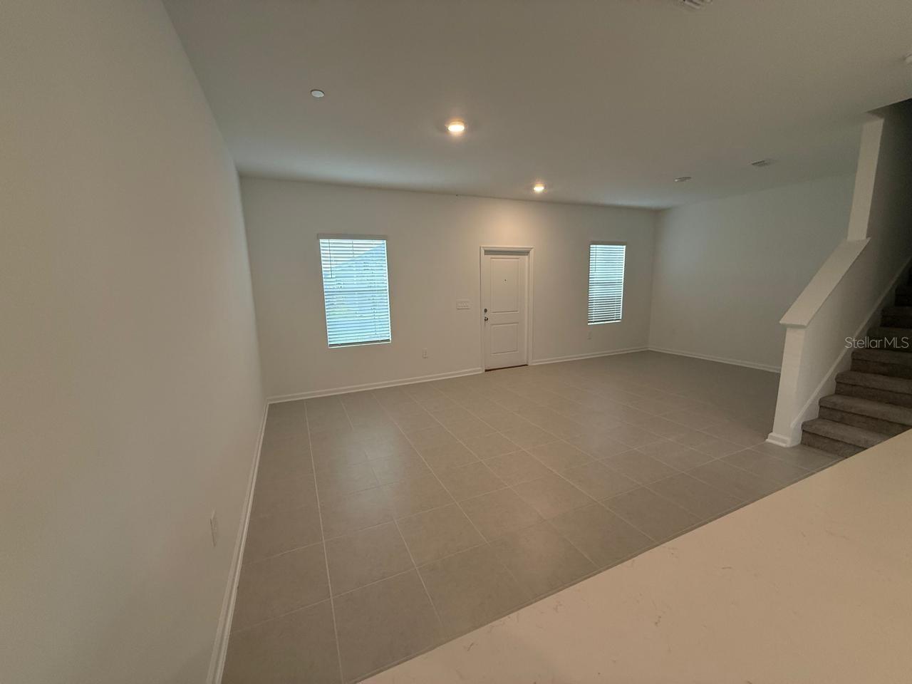 Image 23 of 36 For 2340 Rider Rain Lane