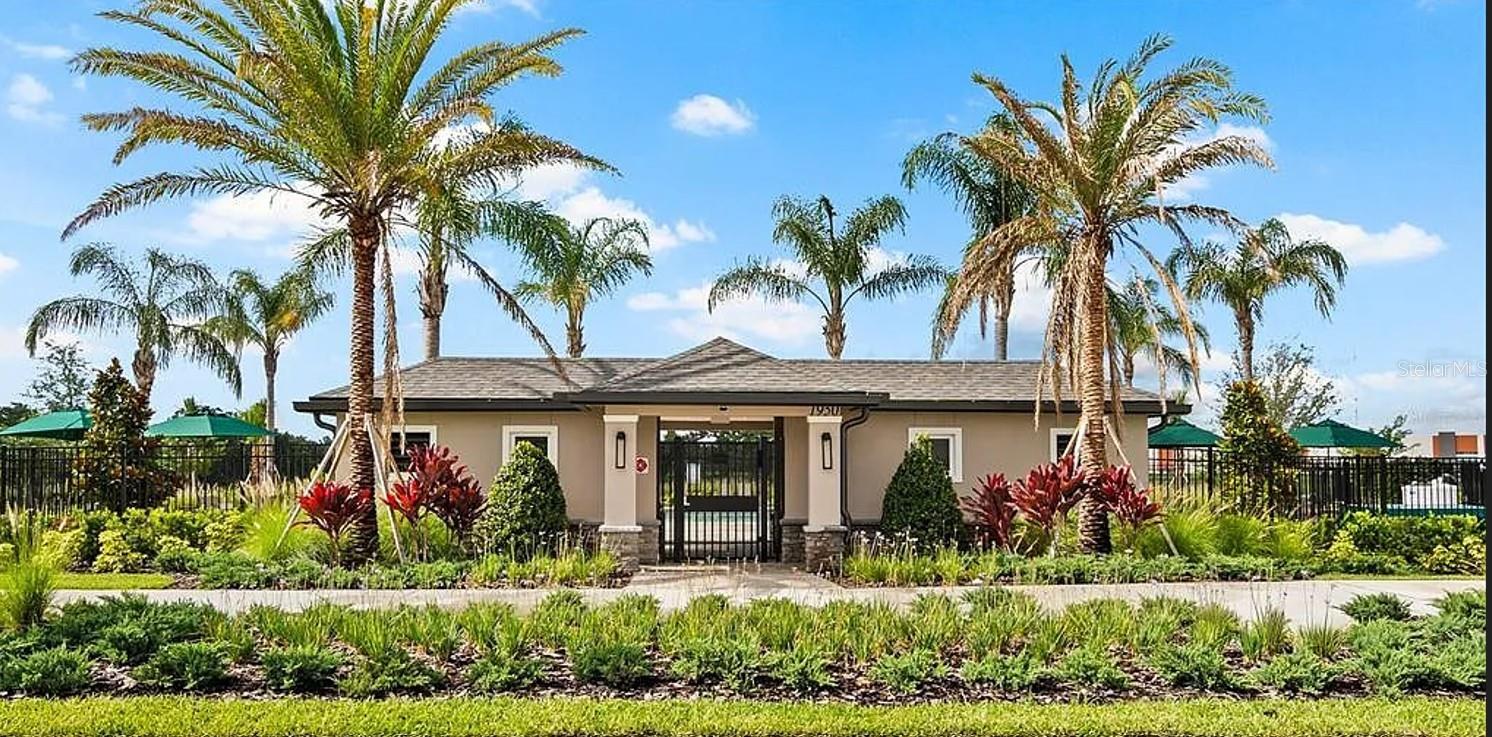 Image 33 of 36 For 2340 Rider Rain Lane