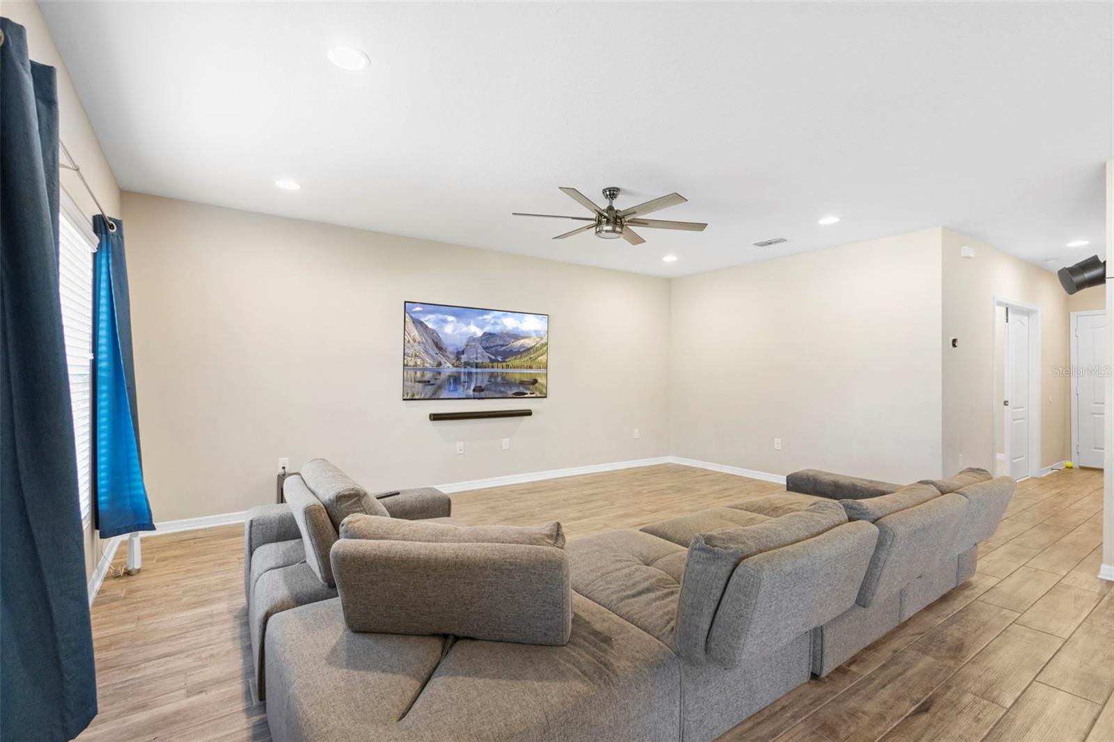 Image 11 of 51 For 3937 Ceremony Cove