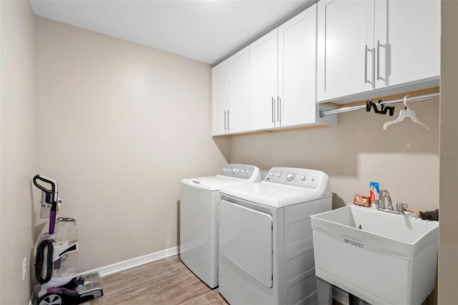 Image 20 of 51 For 3937 Ceremony Cove