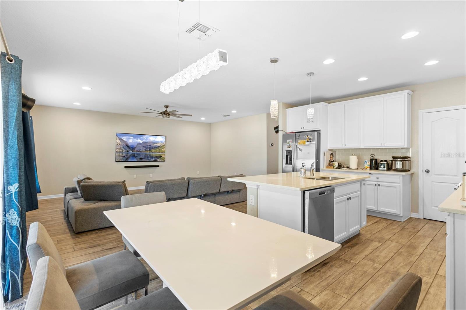 Image 7 of 51 For 3937 Ceremony Cove