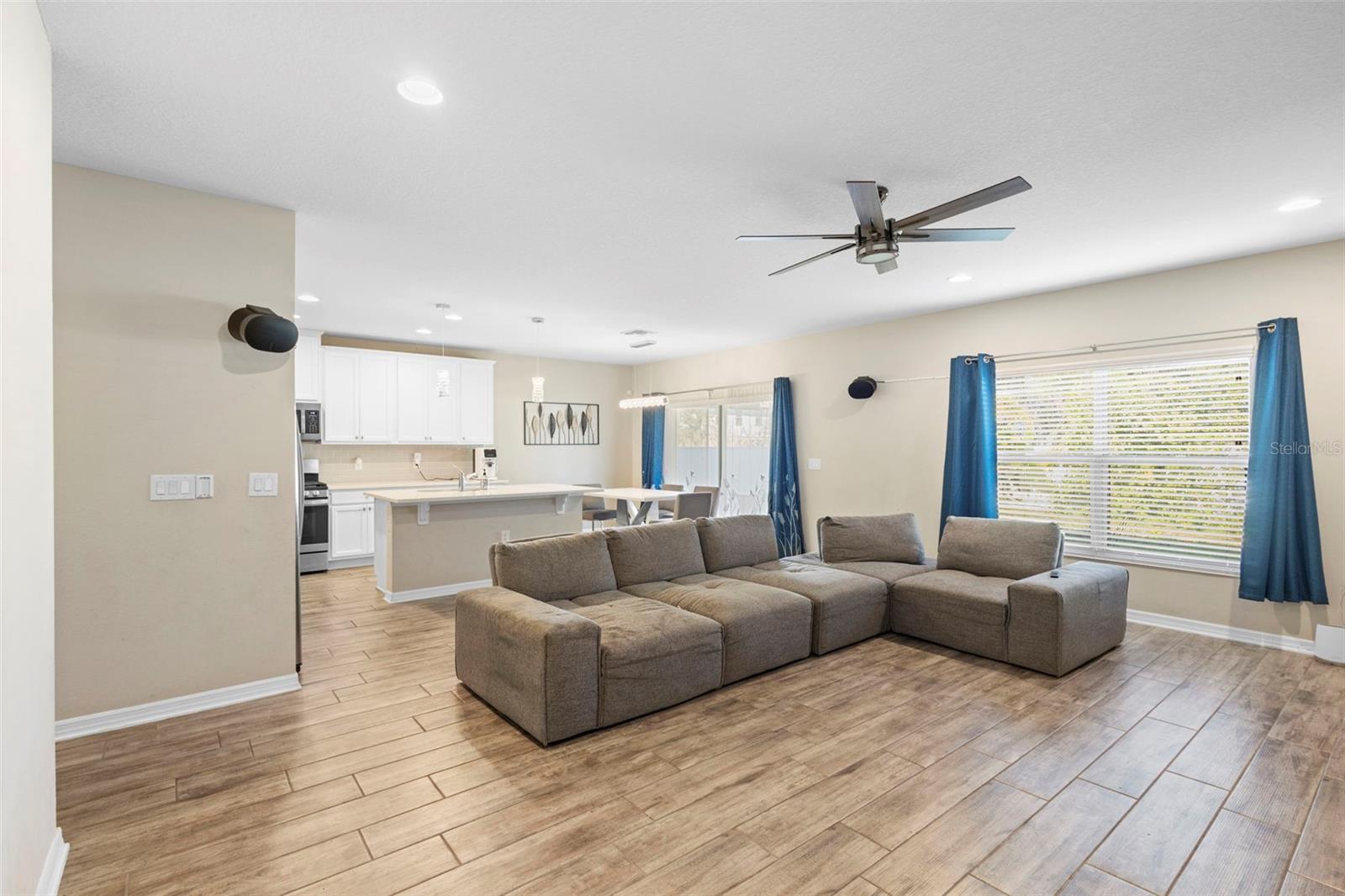 Image 9 of 51 For 3937 Ceremony Cove