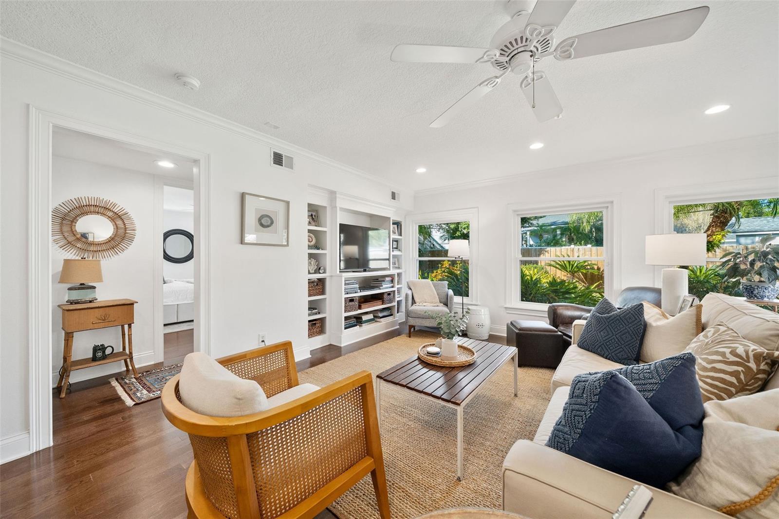 Image 10 of 36 For 1231 Norwood Place