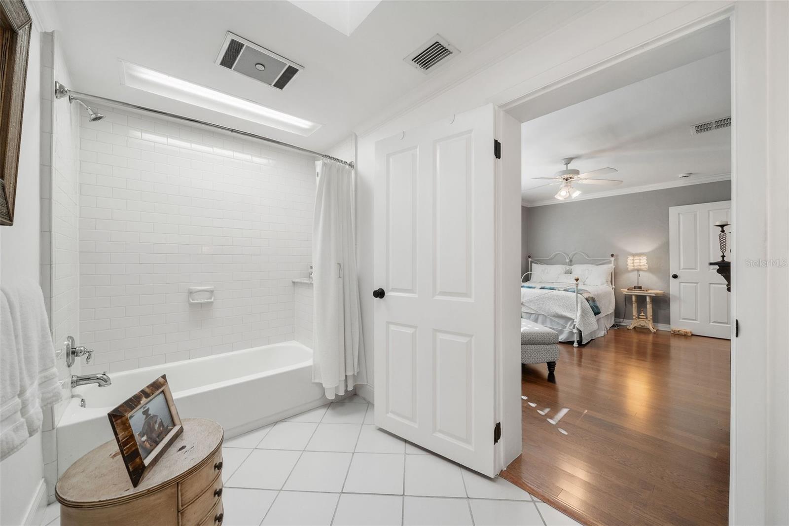 Image 24 of 36 For 1231 Norwood Place