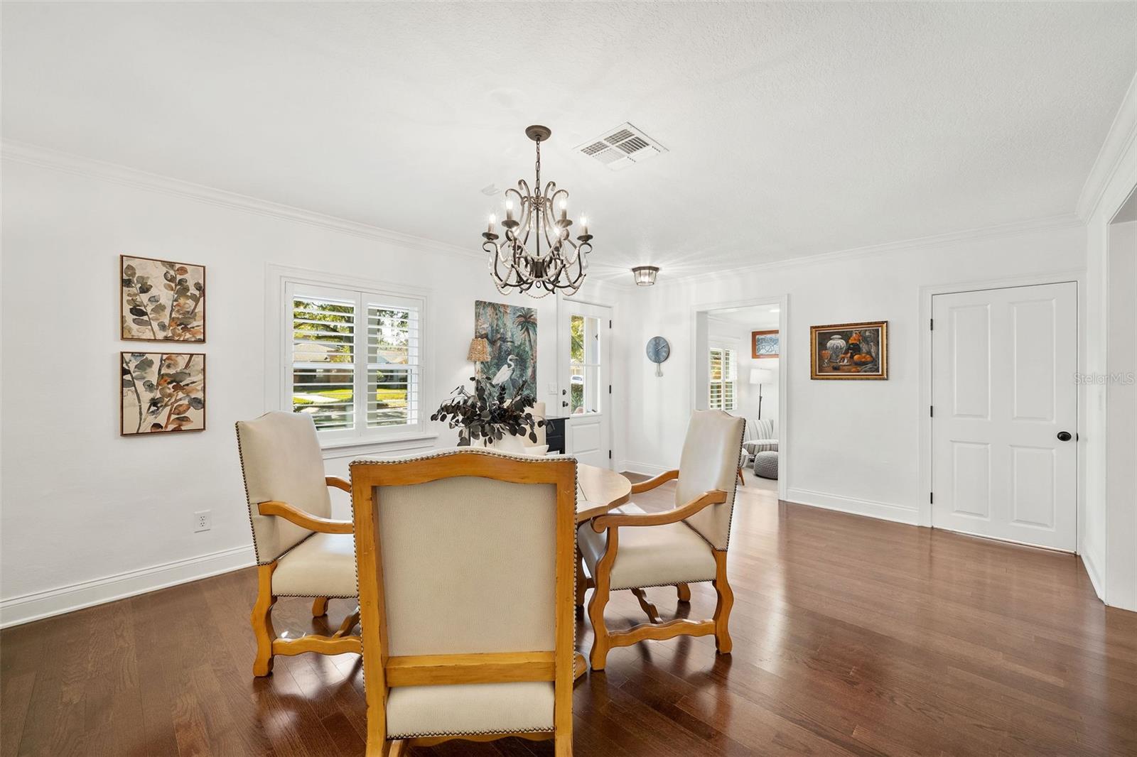 Image 5 of 36 For 1231 Norwood Place