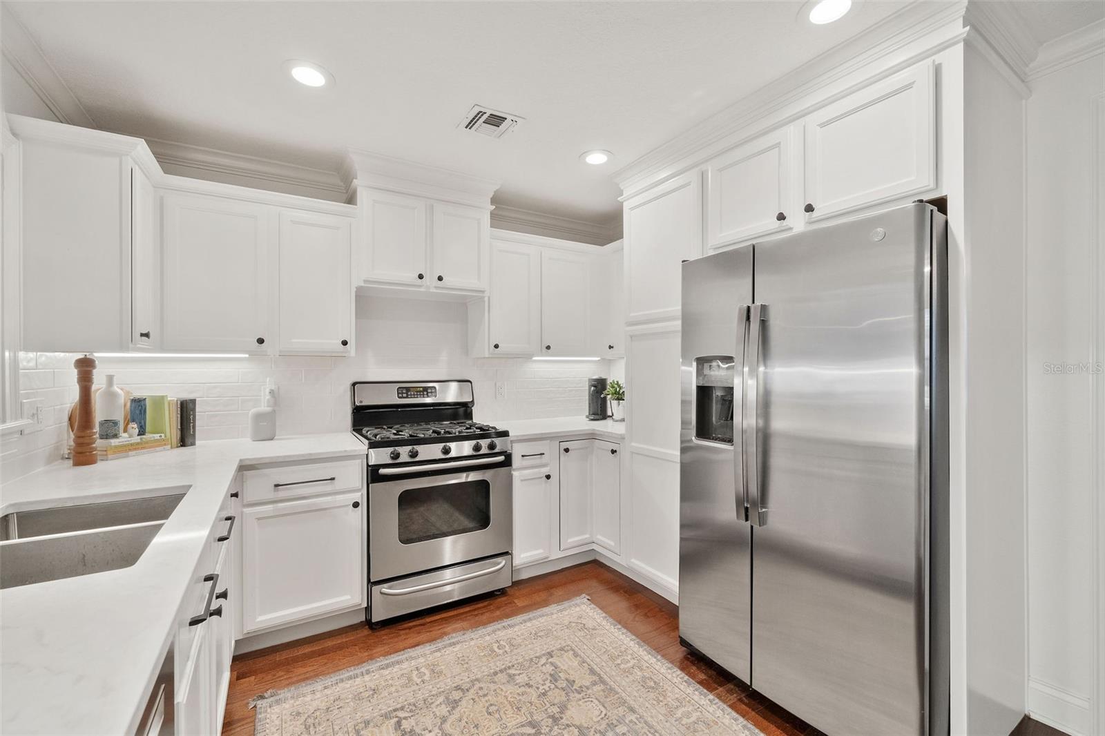 Image 7 of 36 For 1231 Norwood Place