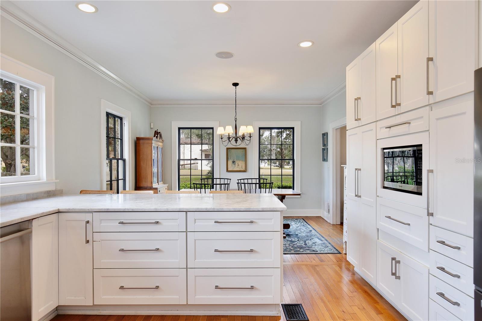 Image 10 of 61 For 918 Palmetto Avenue