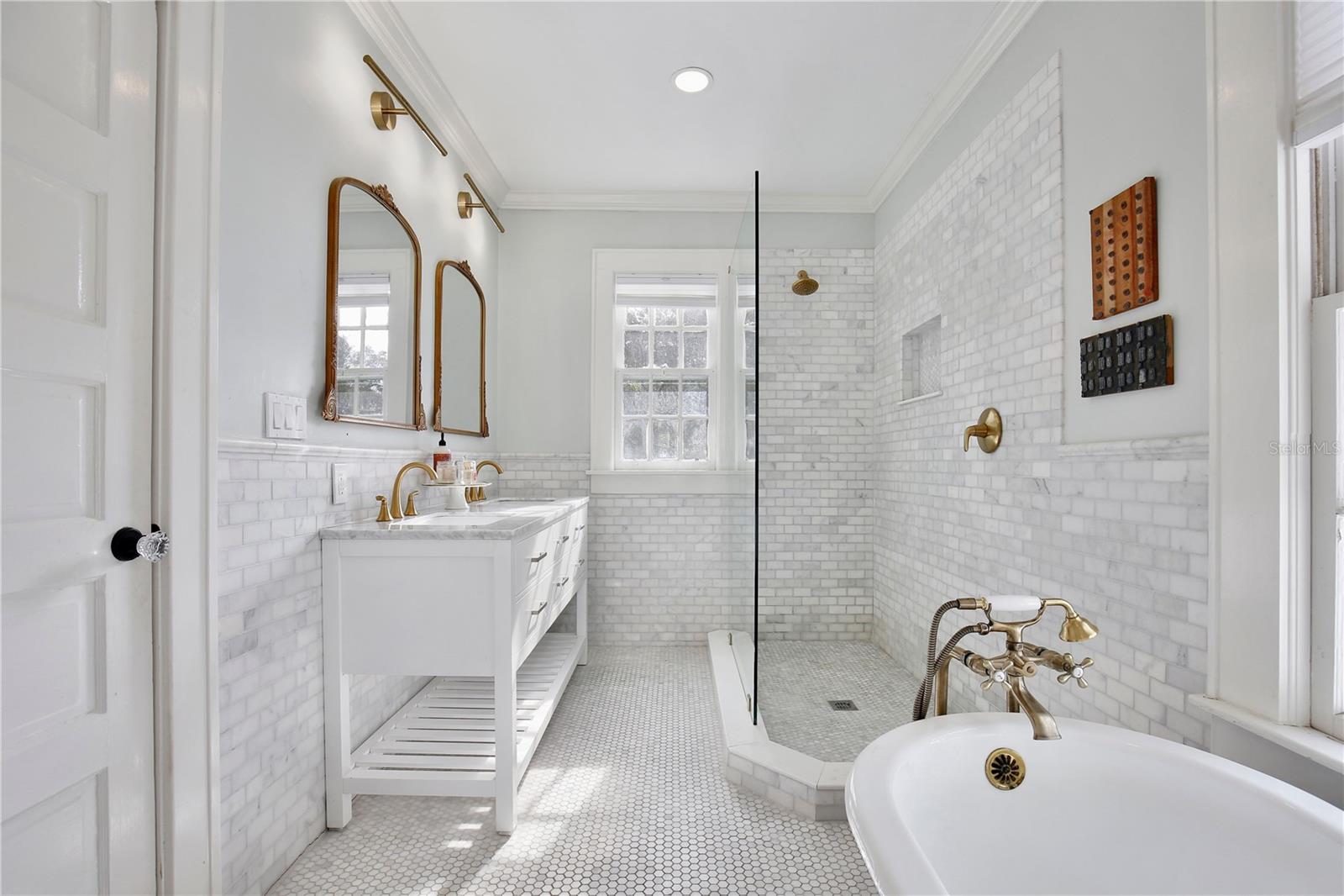 Image 34 of 61 For 918 Palmetto Avenue