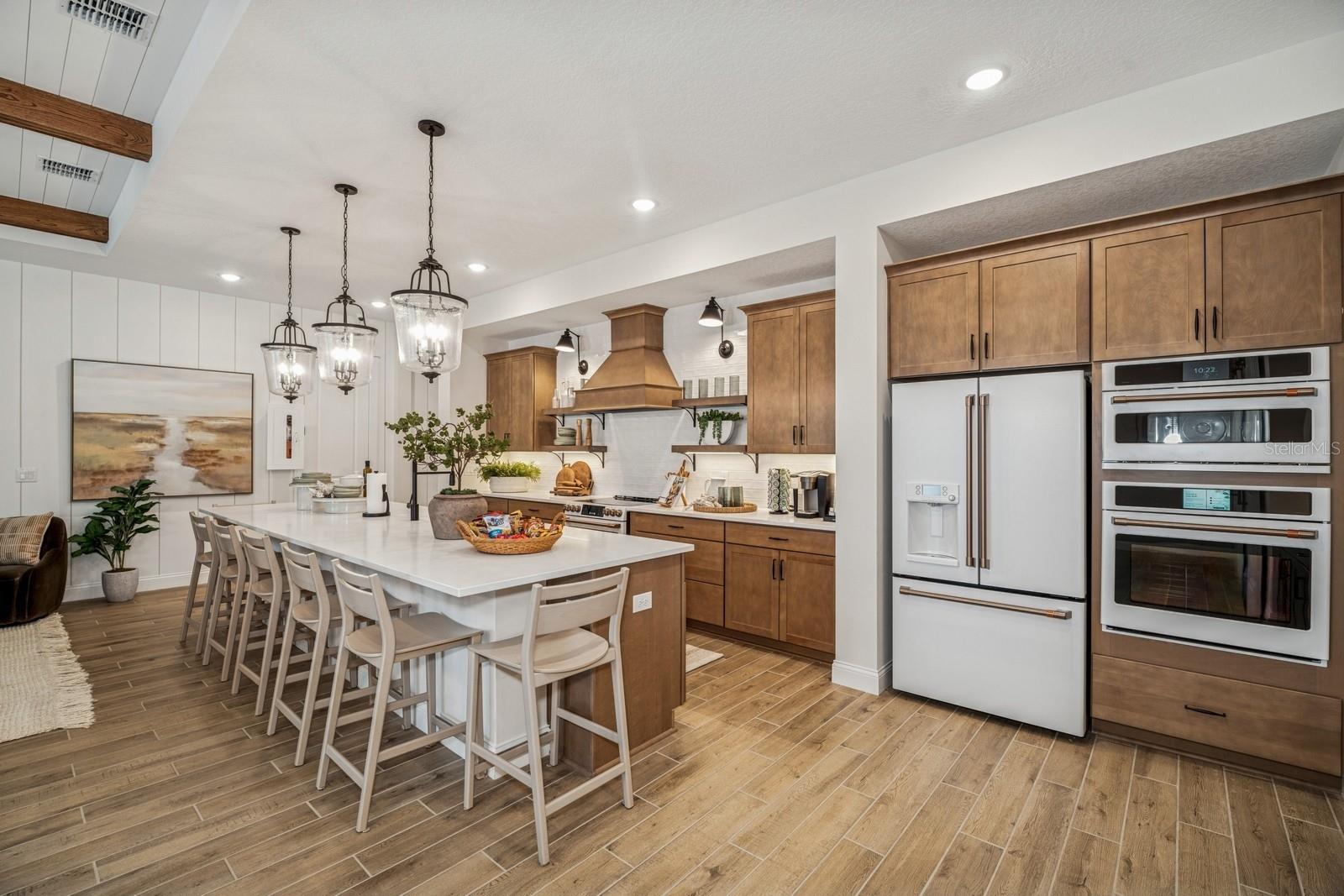 Image 2 of 25 For 1446 Violet Oak Court 8