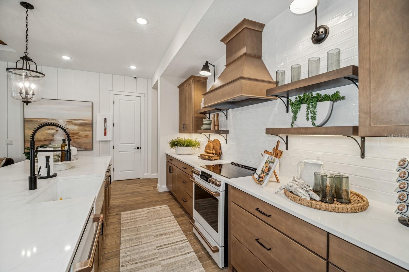 Image 3 of 25 For 1446 Violet Oak Court 8