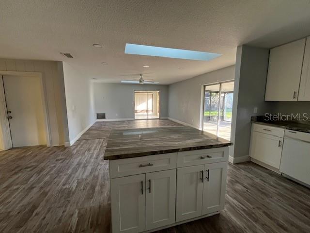 Image 5 of 33 For 325 Redwing Way