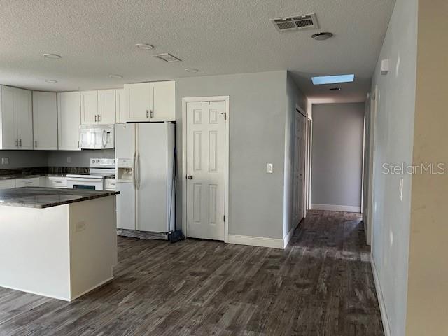 Image 6 of 33 For 325 Redwing Way