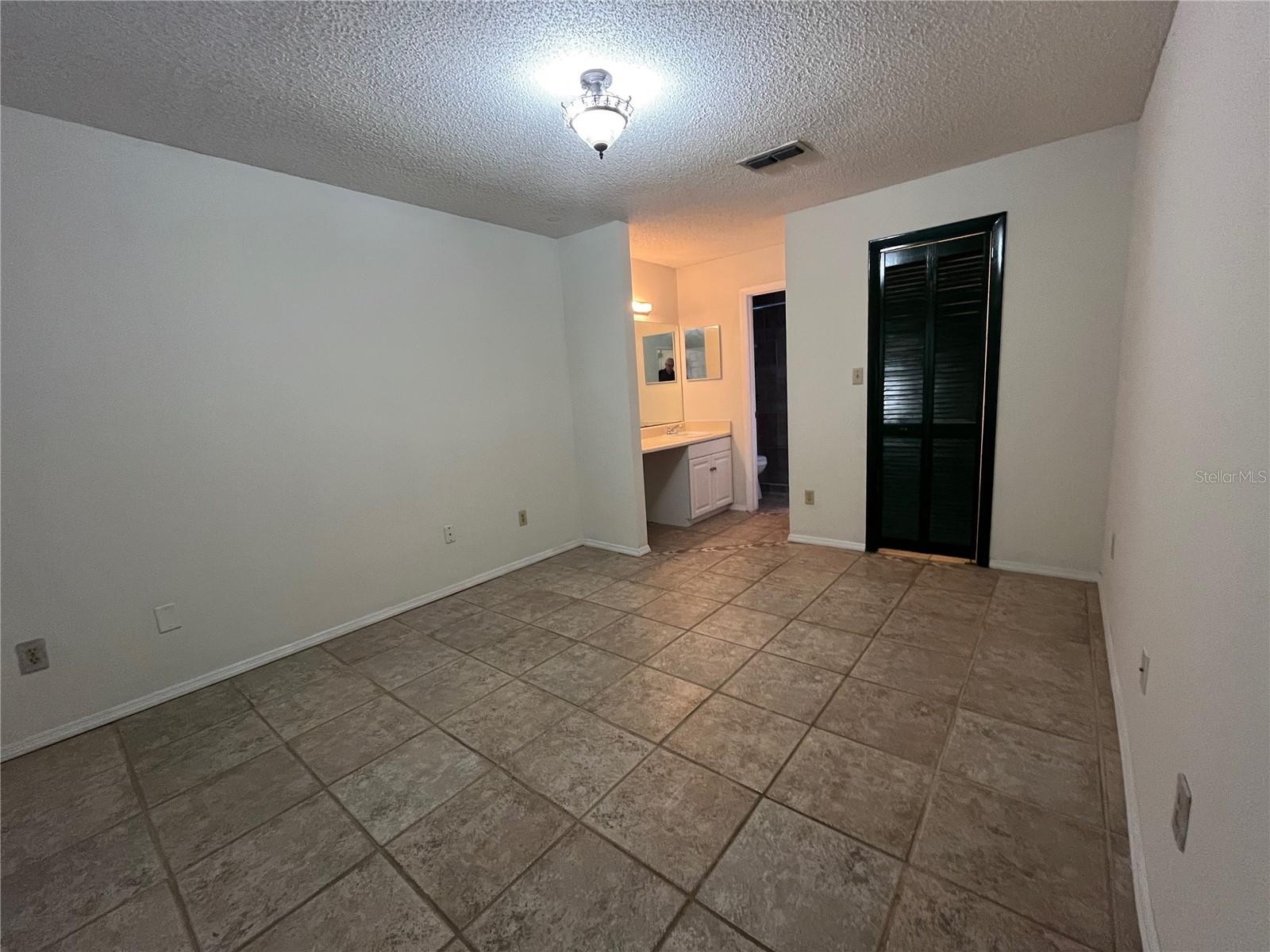 Image 9 of 17 For 3222 Hammersmith Road