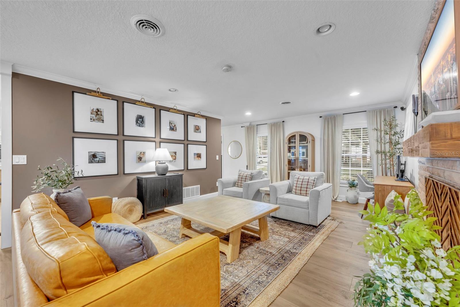 Image 23 of 67 For 180 Spring Lake Hills Drive