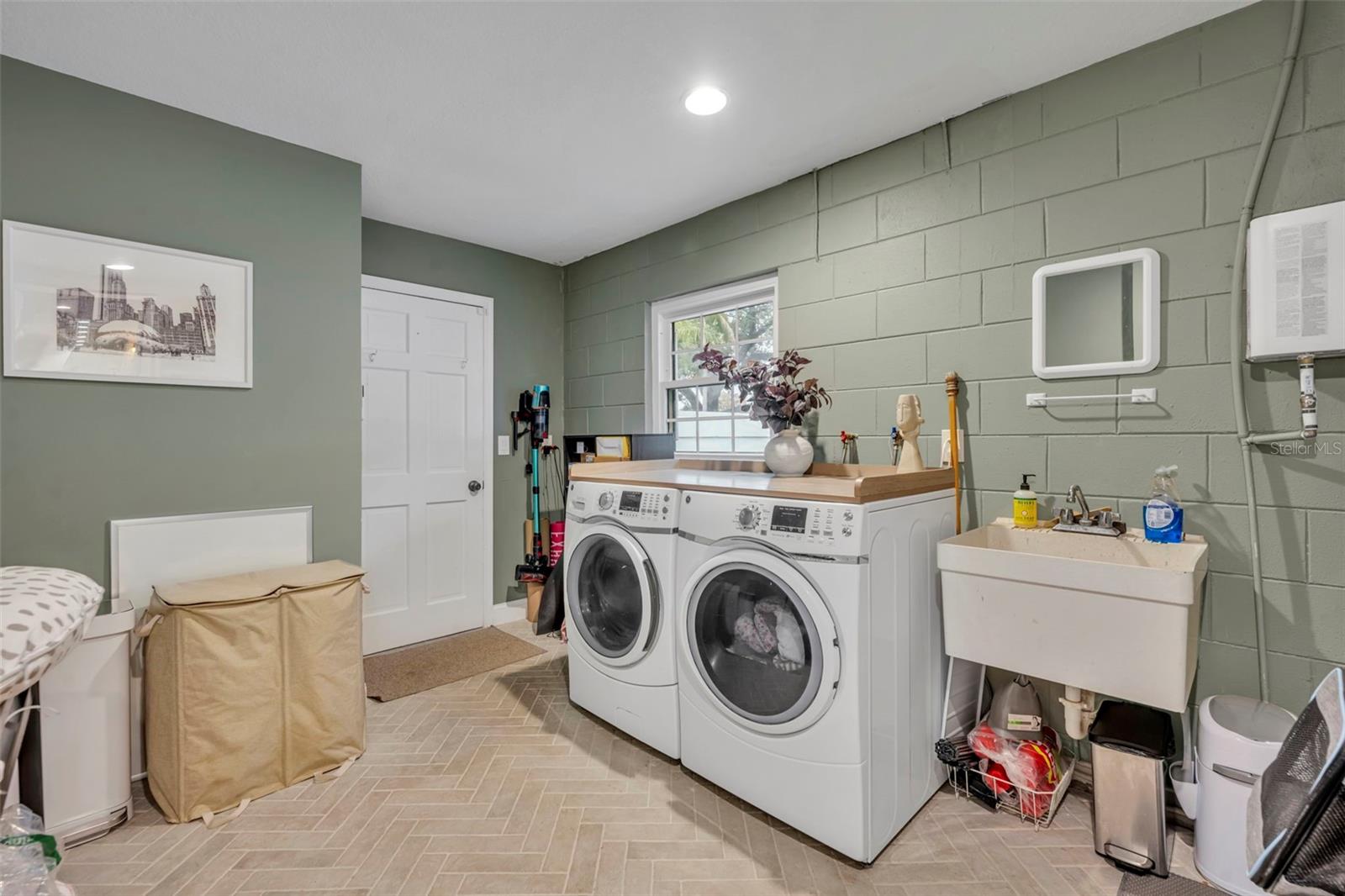 Image 35 of 67 For 180 Spring Lake Hills Drive