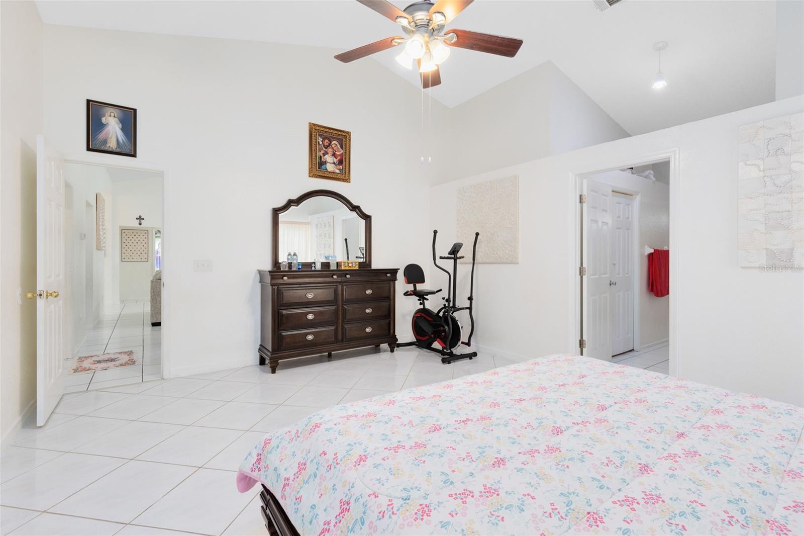 Image 20 of 38 For 2646 Rolling Broak Drive