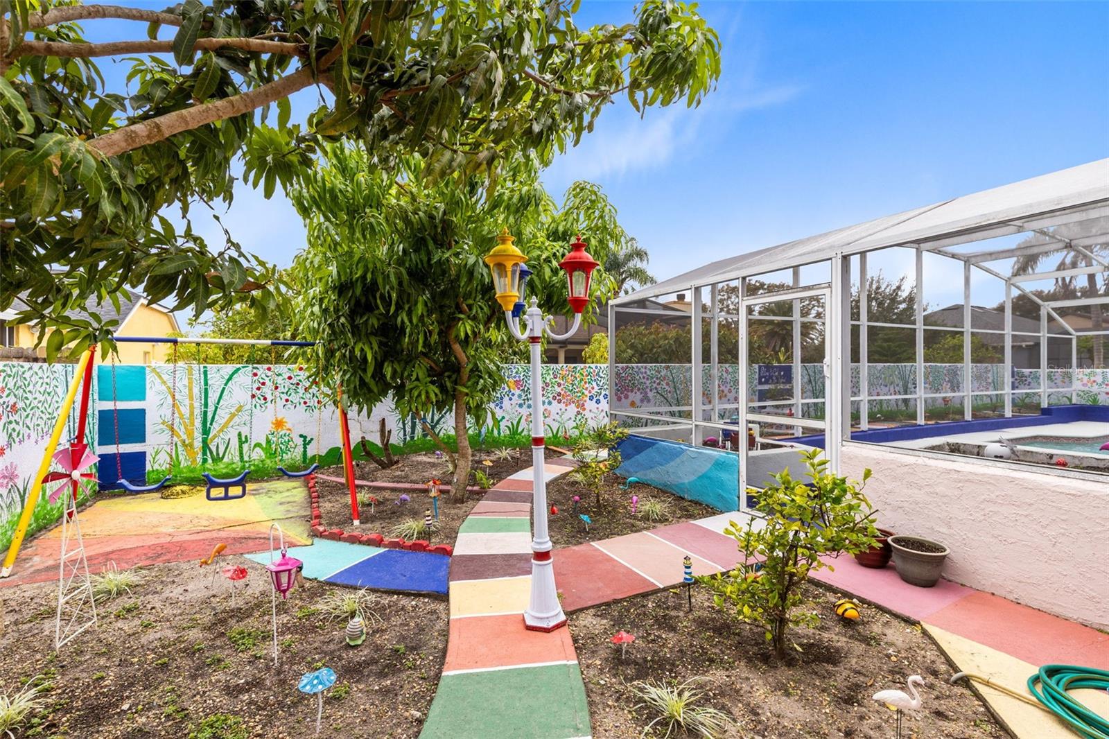 Image 33 of 38 For 2646 Rolling Broak Drive