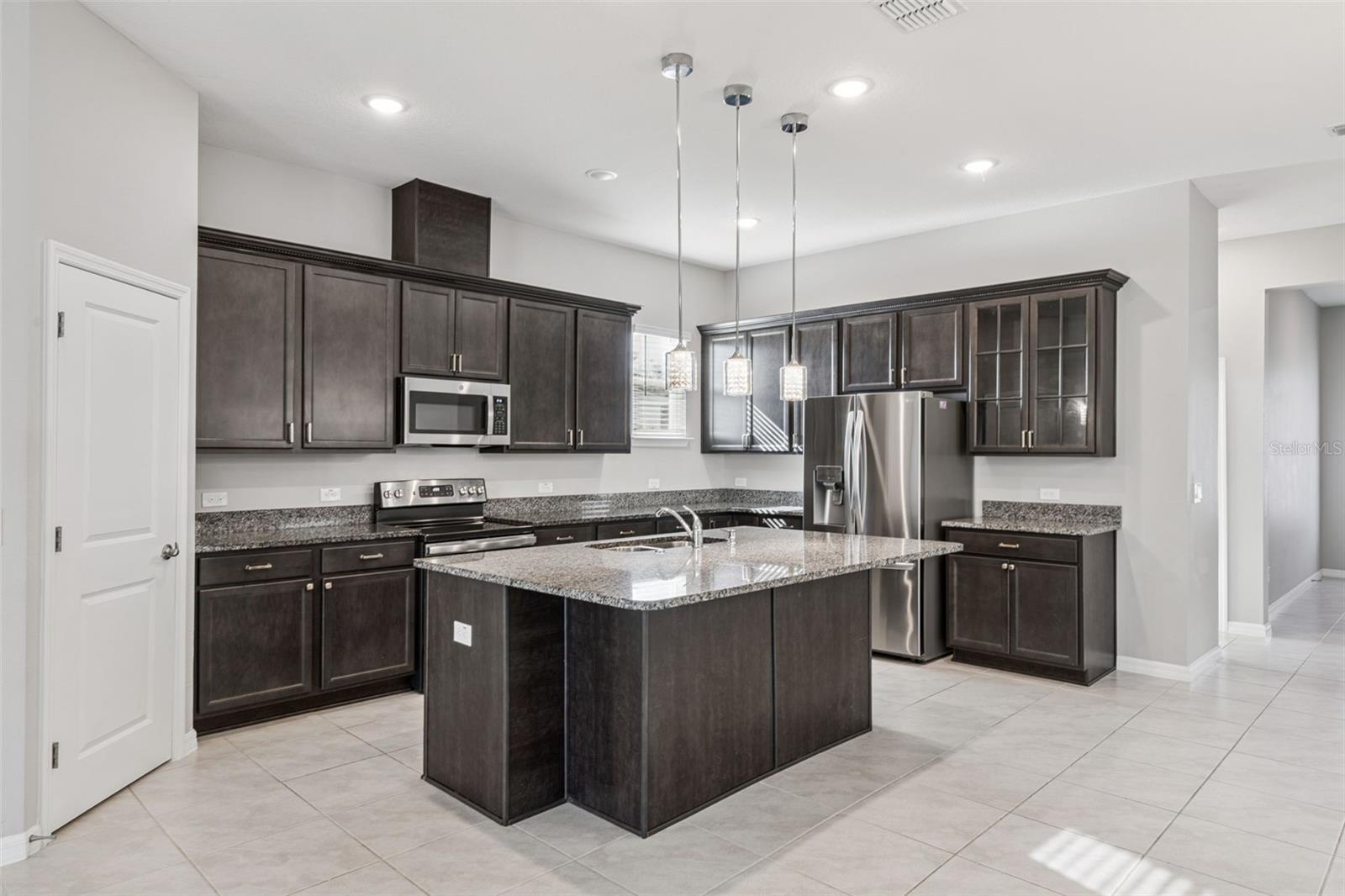 Image 8 of 43 For 780 Yukon Lane