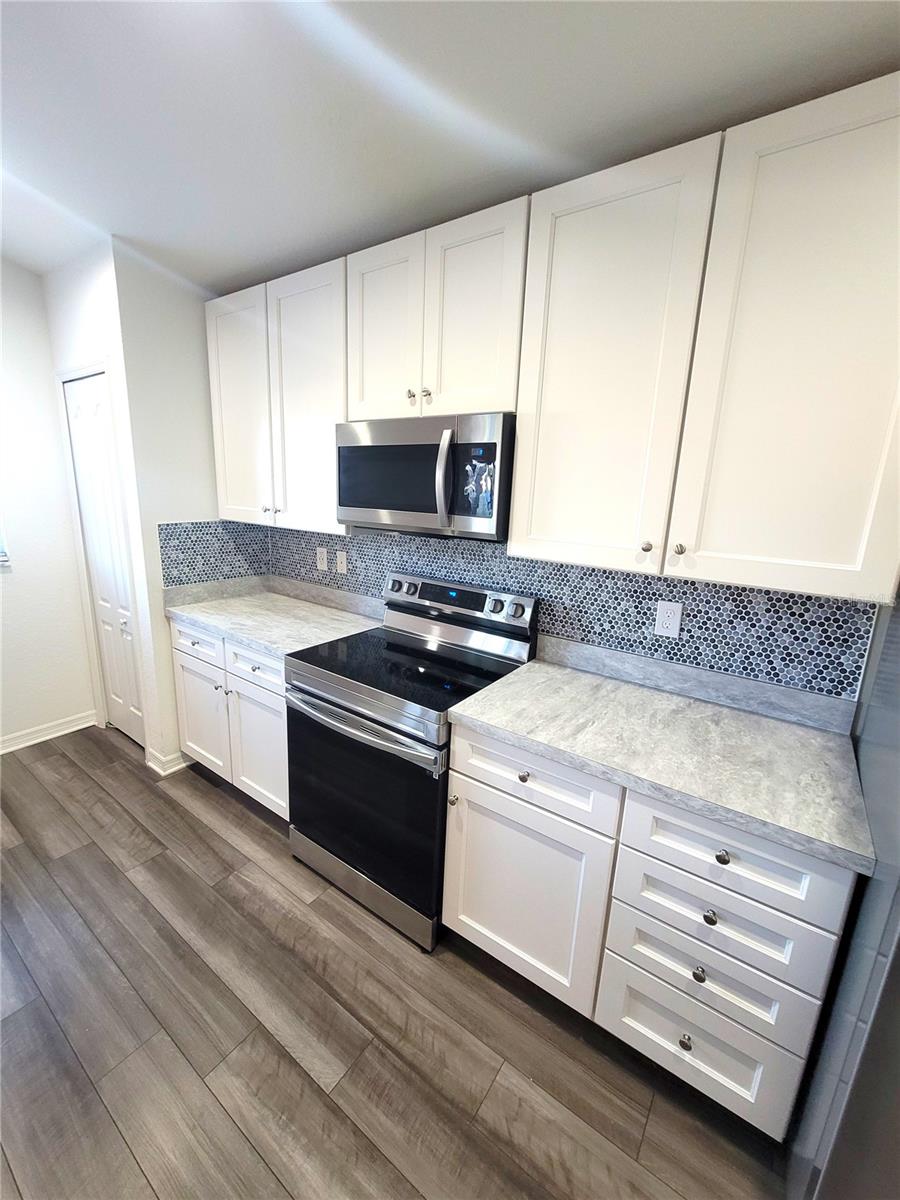 Image 15 of 31 For 281 Arbuthnot Street