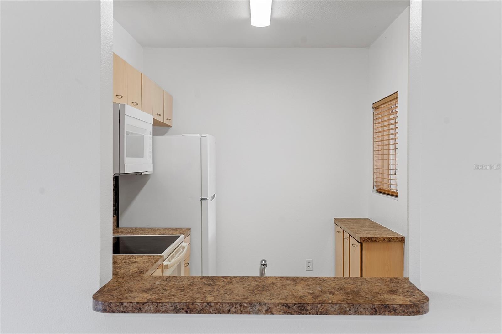 Image 11 of 27 For 495 Las Cortes Lane 201