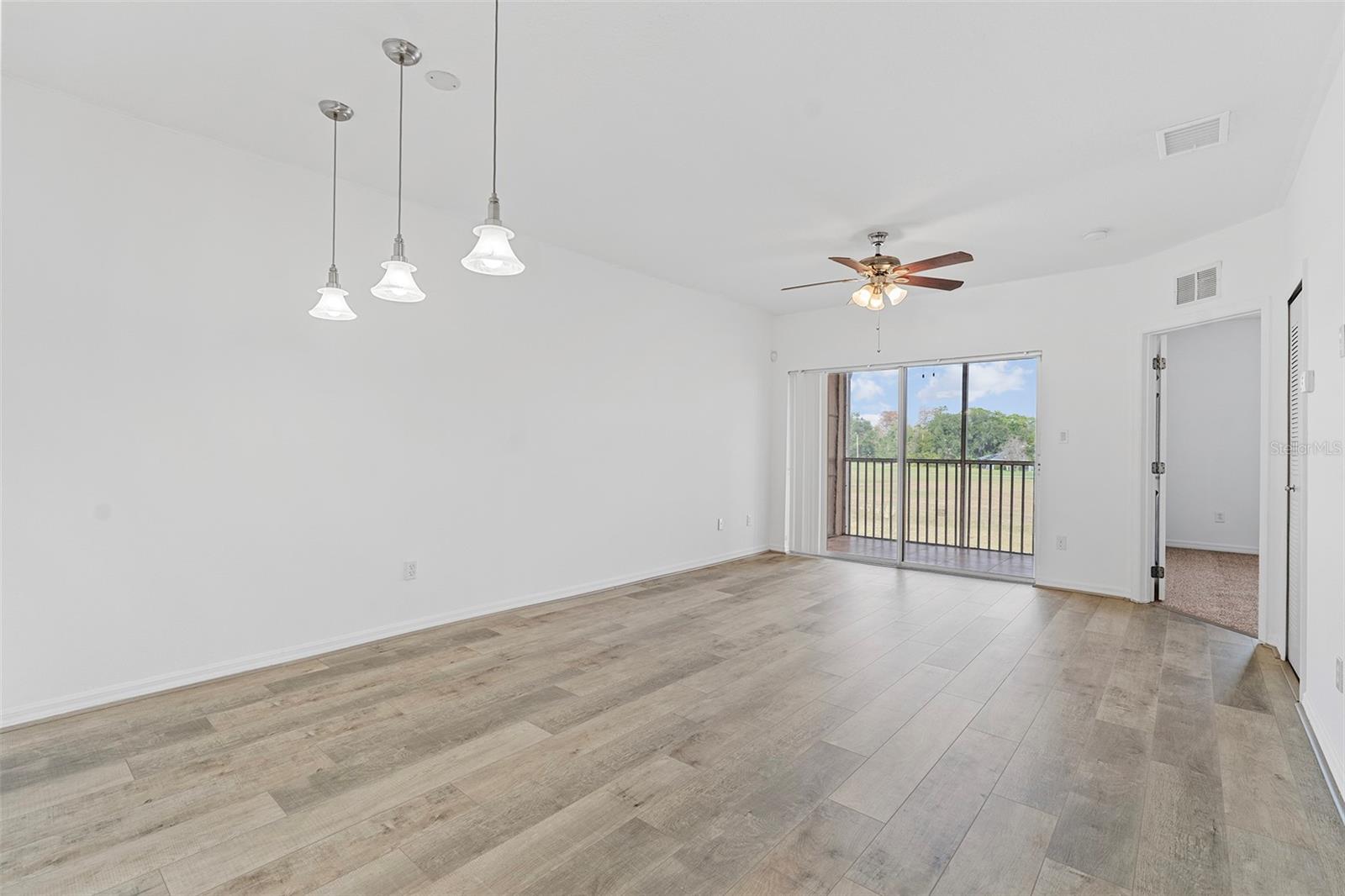 Image 12 of 27 For 495 Las Cortes Lane 201