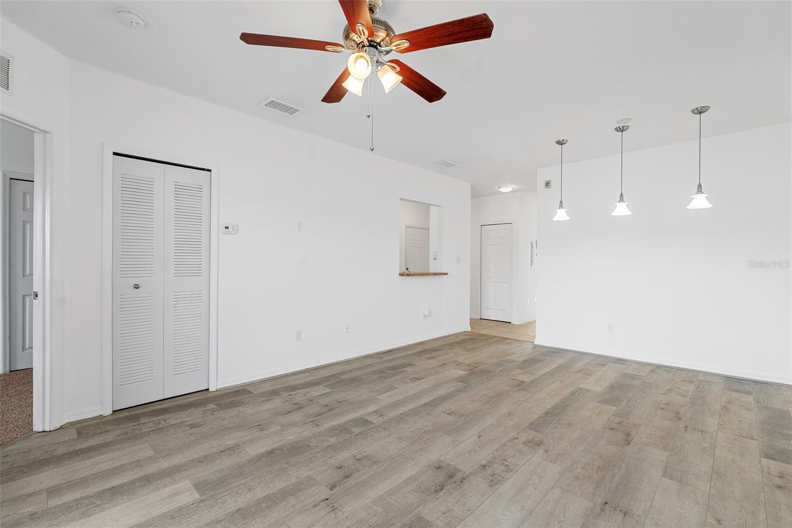 Image 14 of 27 For 495 Las Cortes Lane 201