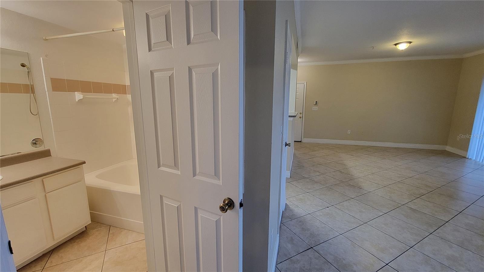 Image 17 of 43 For 5513 P G A Boulevard 4821