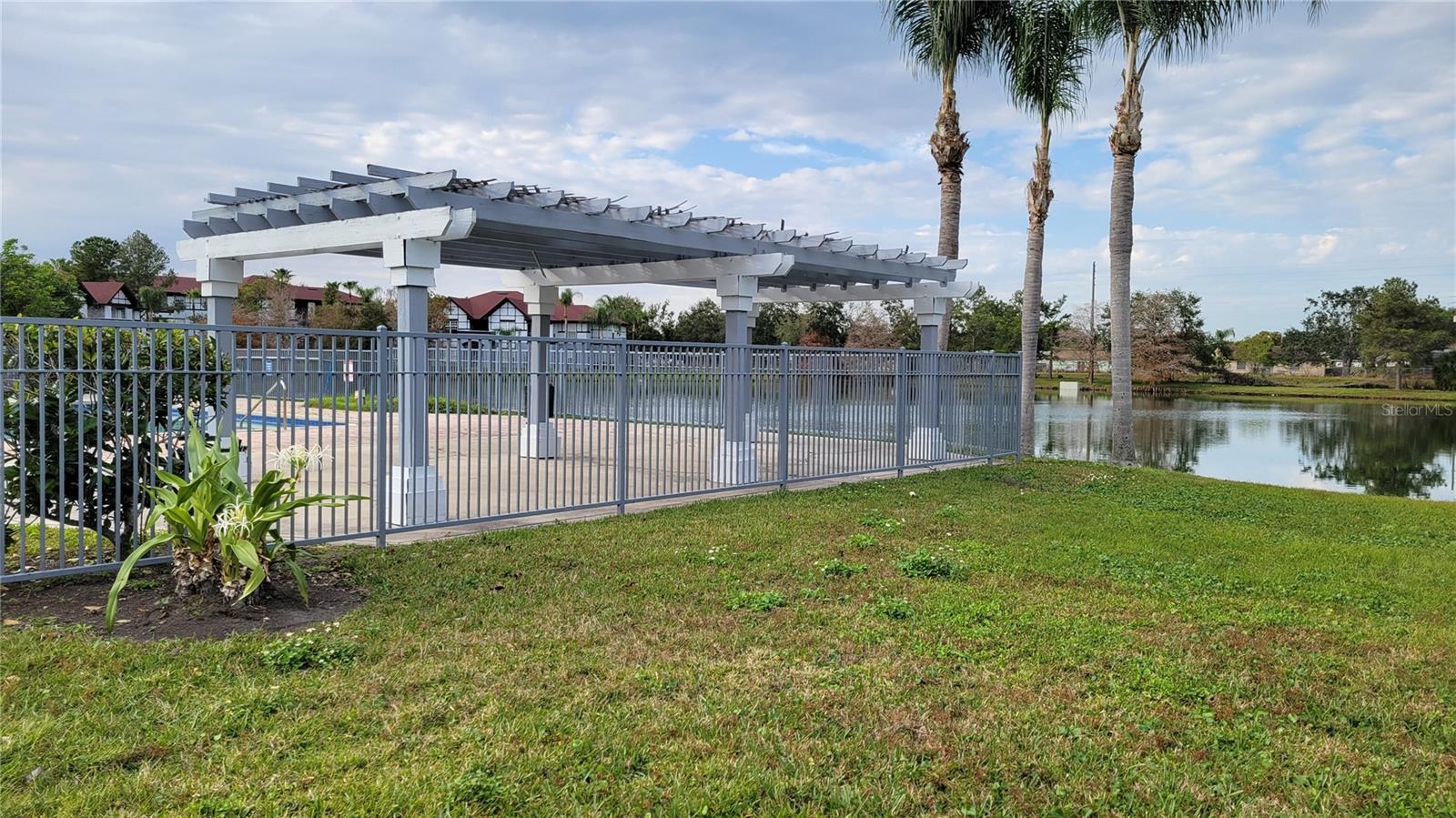 Image 29 of 43 For 5513 P G A Boulevard 4821