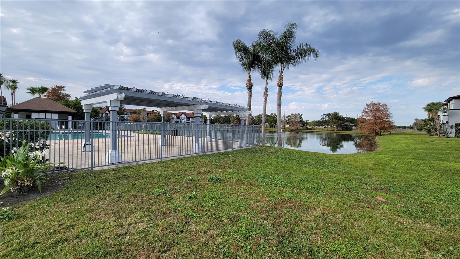 Image 30 of 43 For 5513 P G A Boulevard 4821