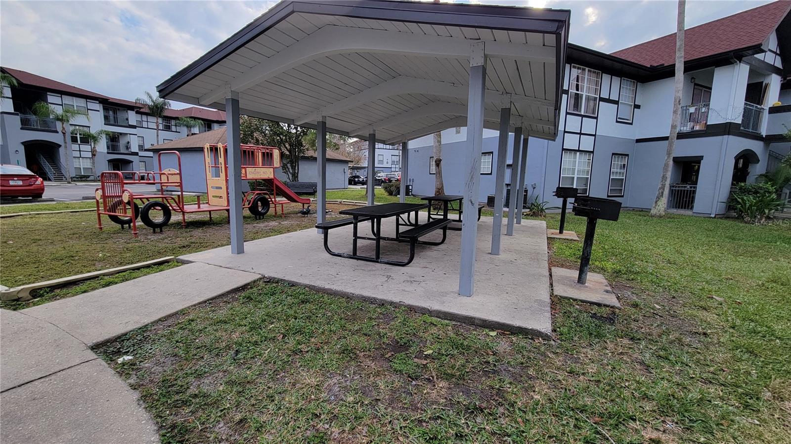 Image 33 of 43 For 5513 P G A Boulevard 4821