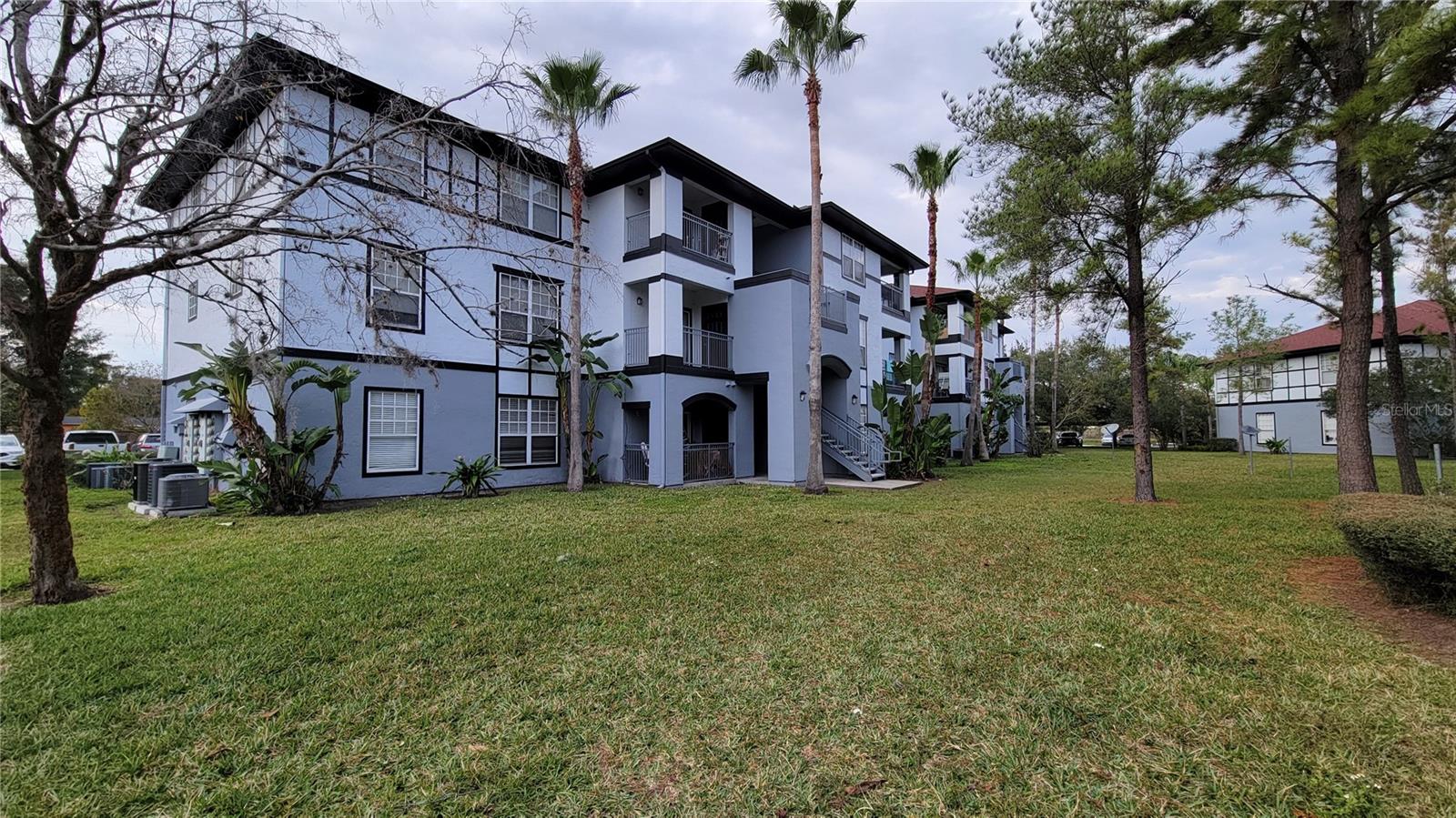 Image 35 of 43 For 5513 P G A Boulevard 4821