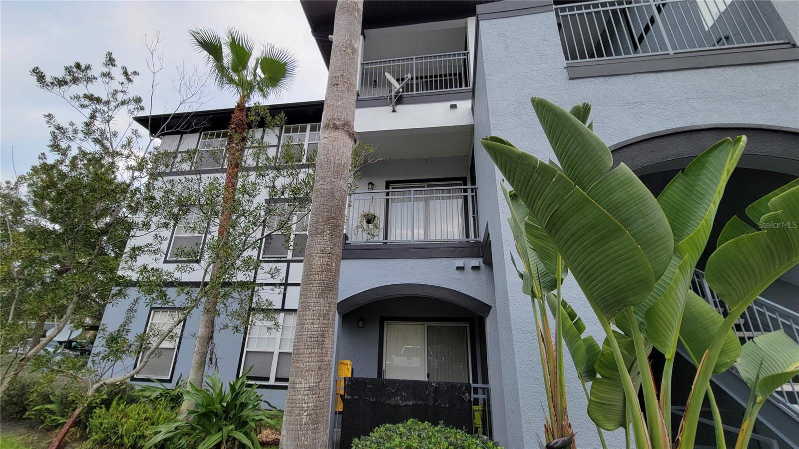 Image 36 of 43 For 5513 P G A Boulevard 4821