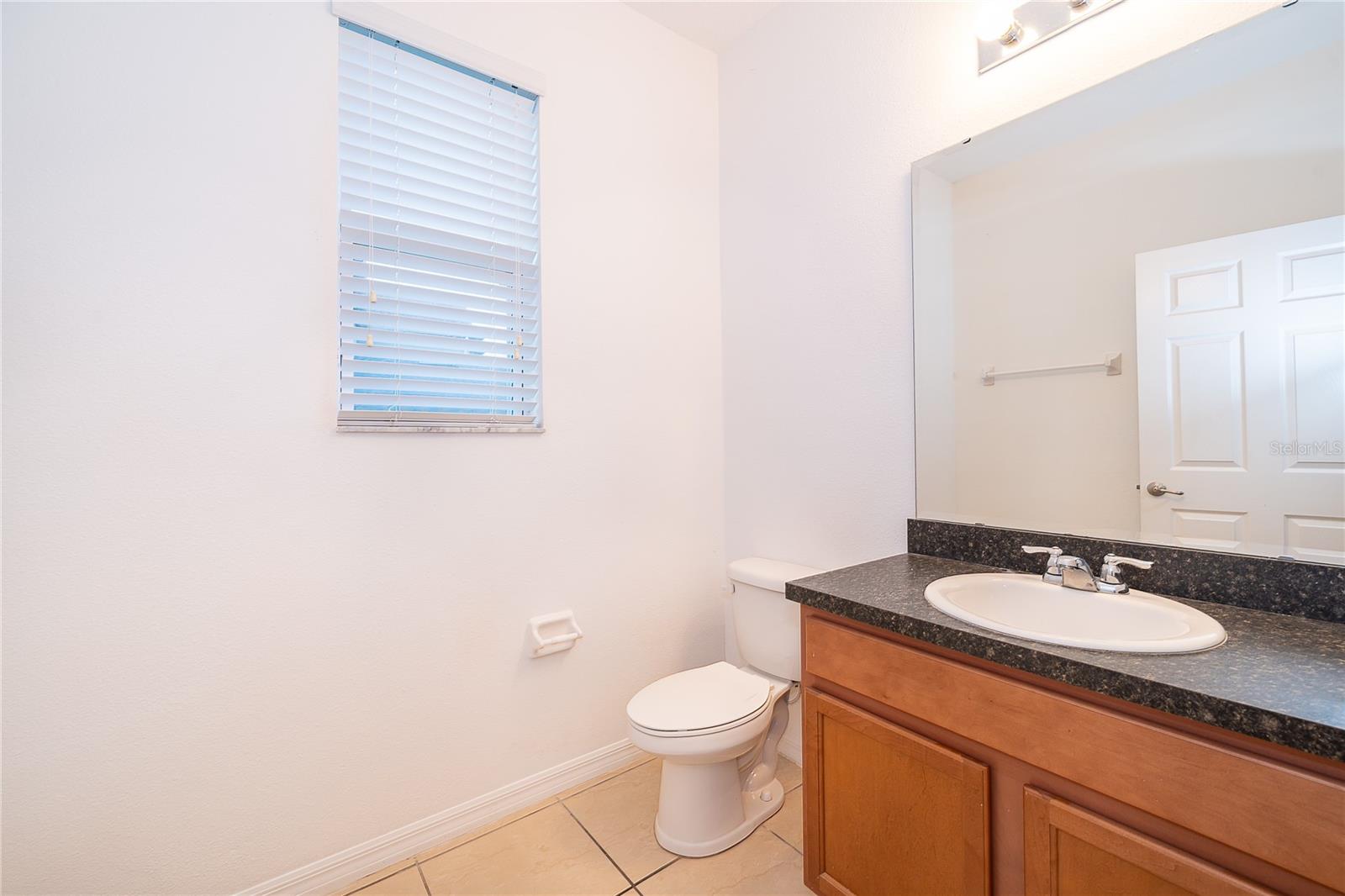 Image 14 of 42 For 891 Cavan Drive