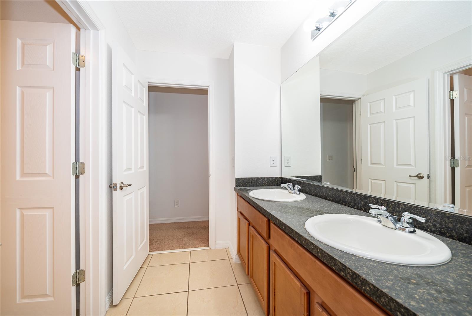 Image 40 of 42 For 891 Cavan Drive