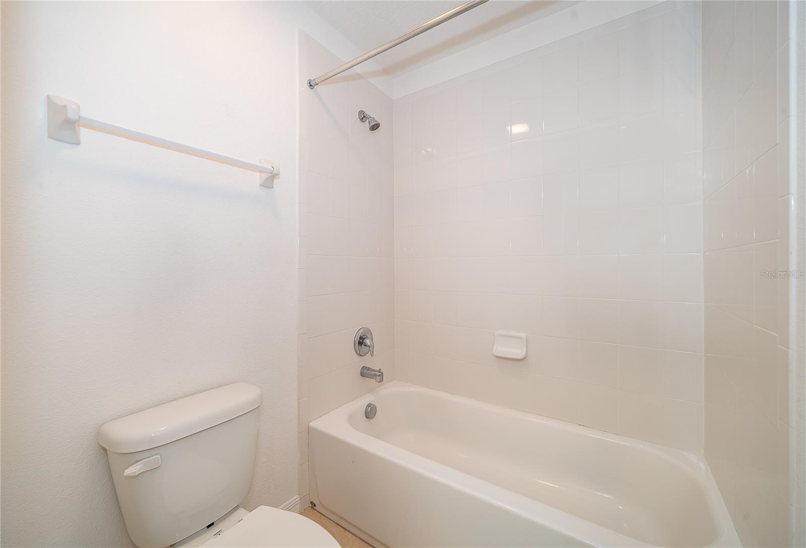 Image 41 of 42 For 891 Cavan Drive